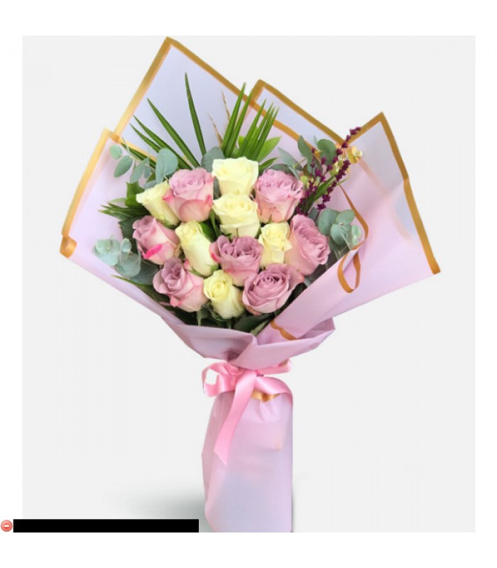 13 Pembe Beyaz Gül-zc28